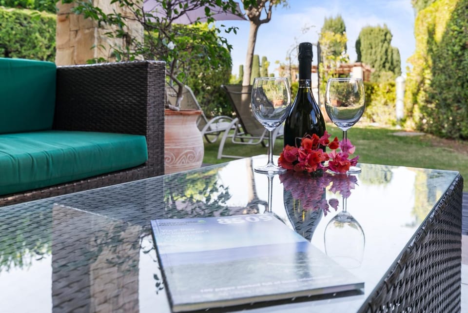 Garden, Balcony/Terrace, Dining area, Garden view