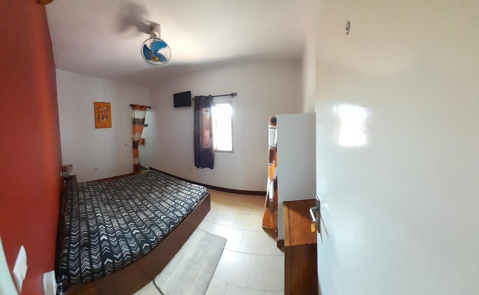 Auberge Le Baobab Bed and Breakfast in Saly