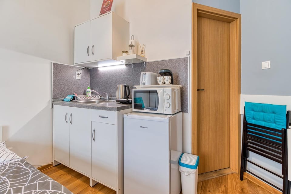 Coffee/tea facilities, Kitchen or kitchenette, toaster