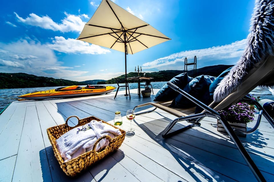 Spring, Day, Natural landscape, Summer, On site, Lake view, Time of day