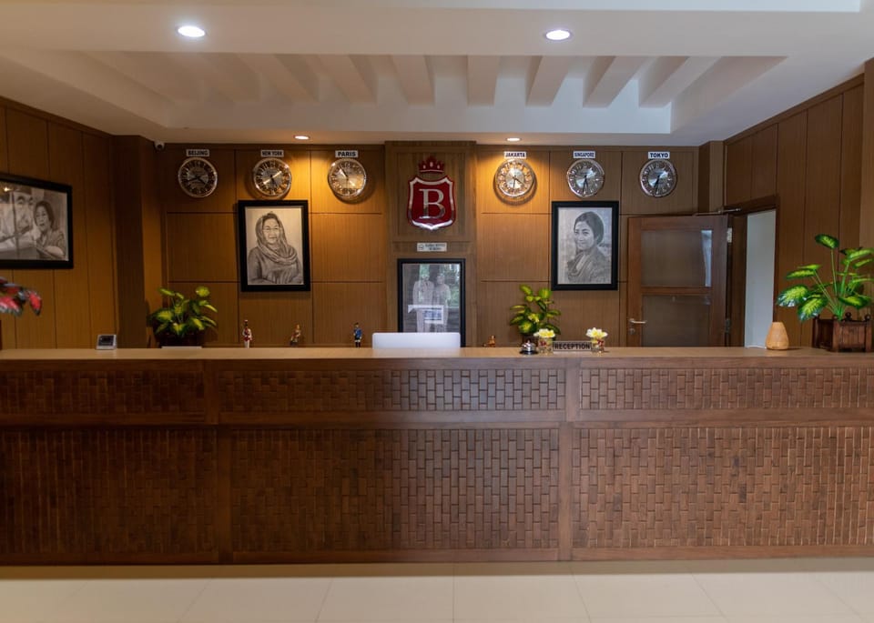 Staff, Lobby or reception