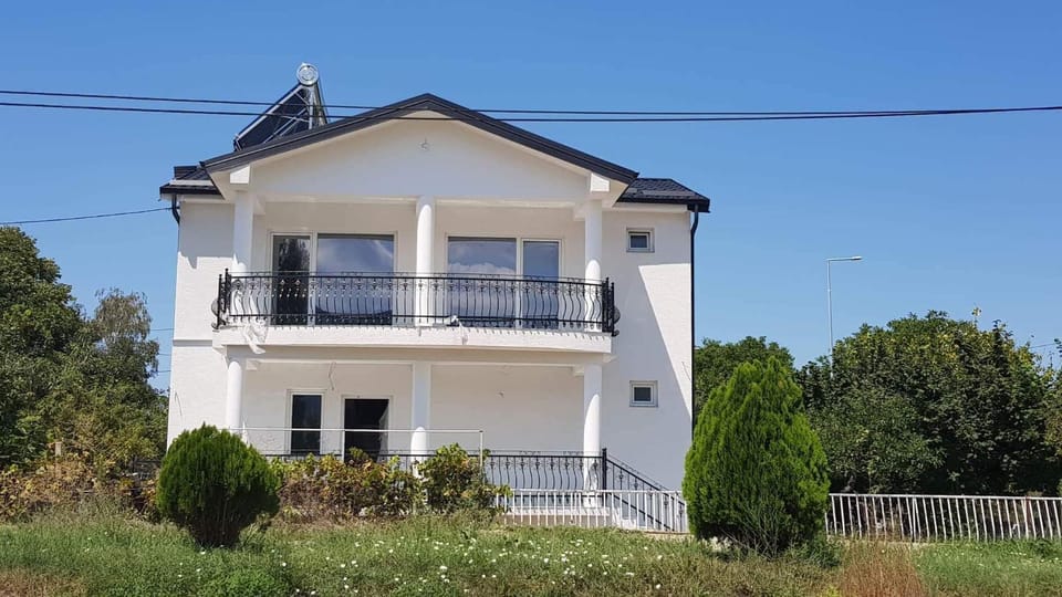 Villa Bratislava Bed and Breakfast in Decentralized Administration of Macedonia and Thrace
