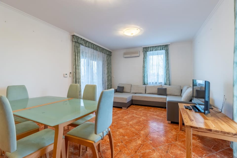 Együtt a Család Apartmanok By BLTN Apartment in Siófok
