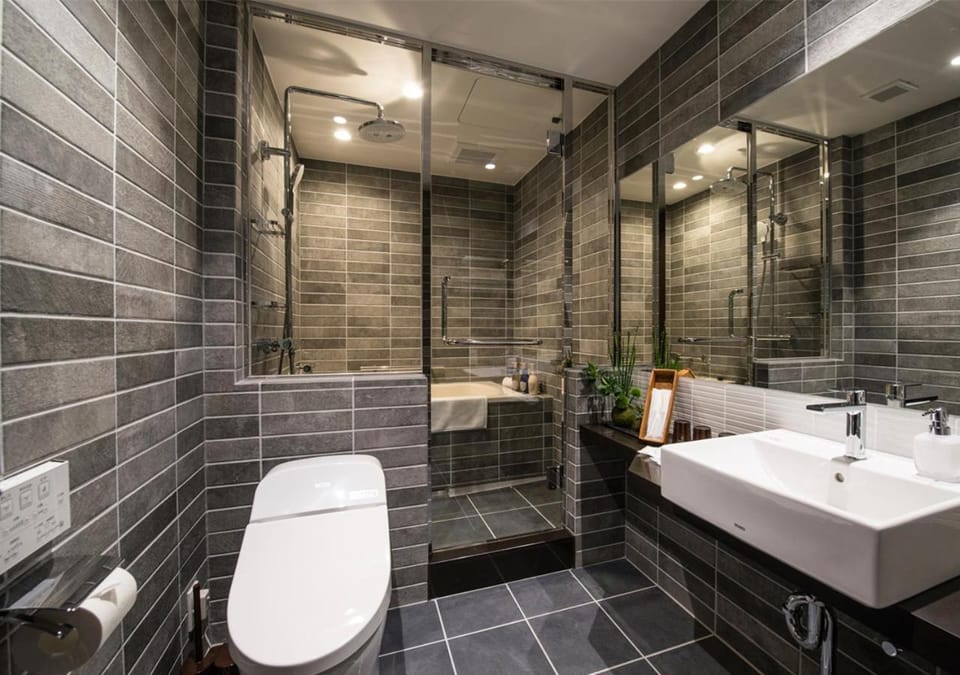 Toilet, Bathroom