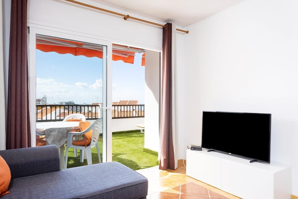 Home2Book Paradise Costa Adeje, Pool Apartment in Costa Adeje