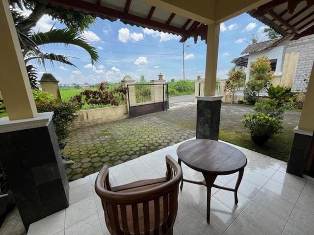Balcony/Terrace, Garden view