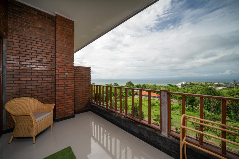 Balcony/Terrace, Bedroom, Mountain view, Sea view
