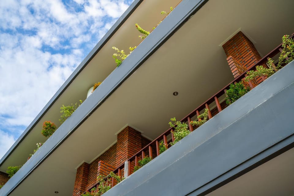 Property building, Facade/entrance