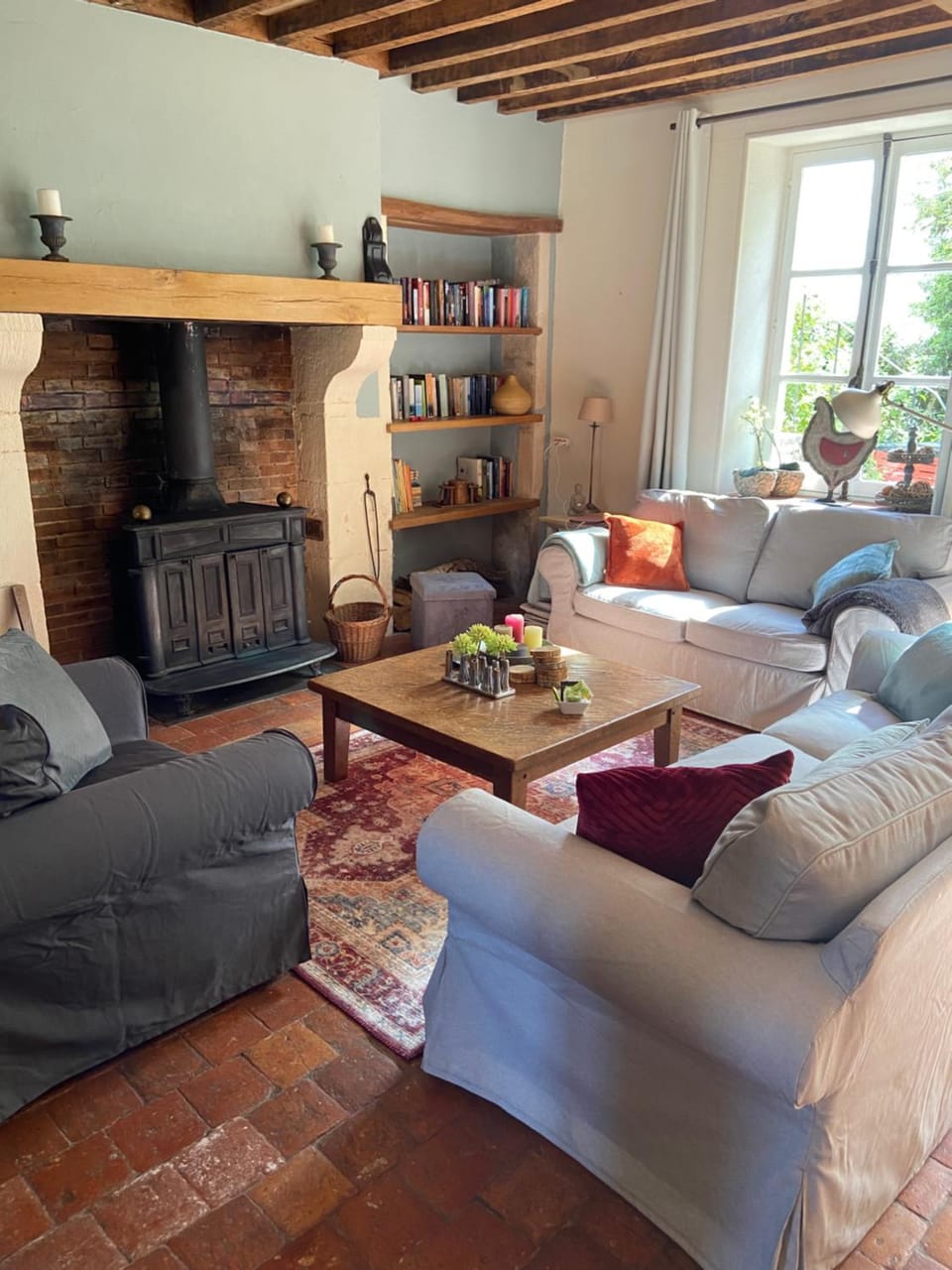 Communal lounge/ TV room