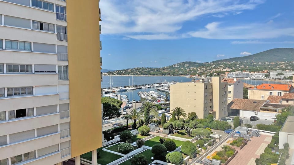 Property building, Sea view