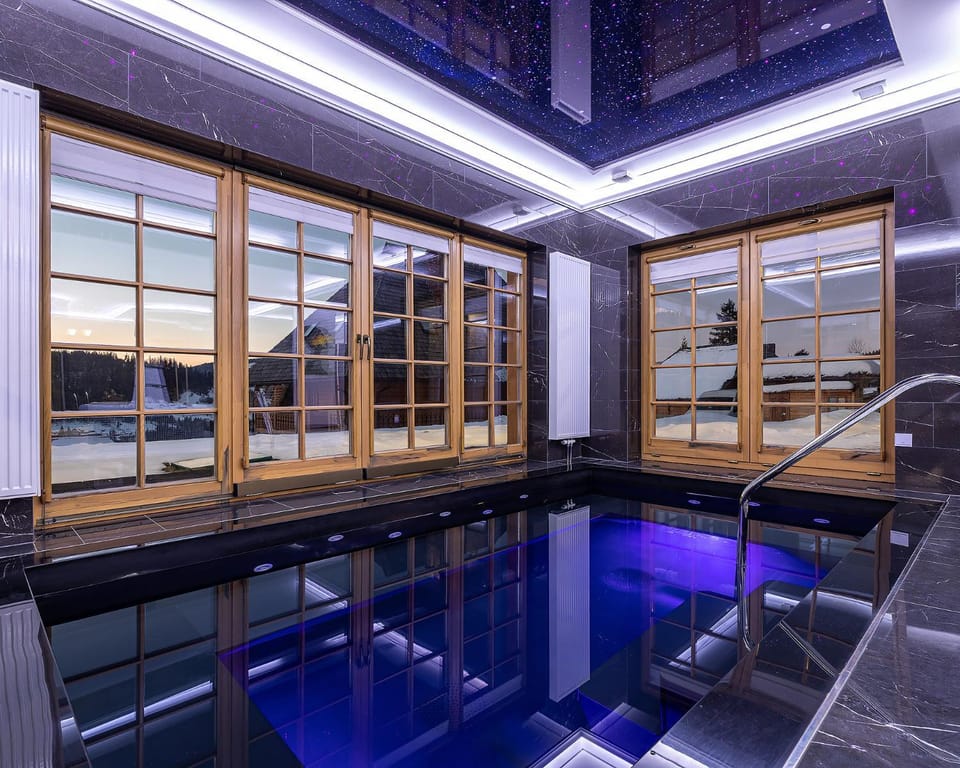 Апарт-Готель "Панщина" Apartment hotel in Lviv Oblast