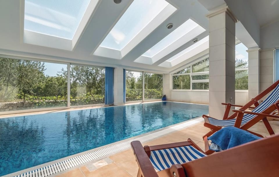 Villa Petra Villa in Šibenik-Knin County, Croatia