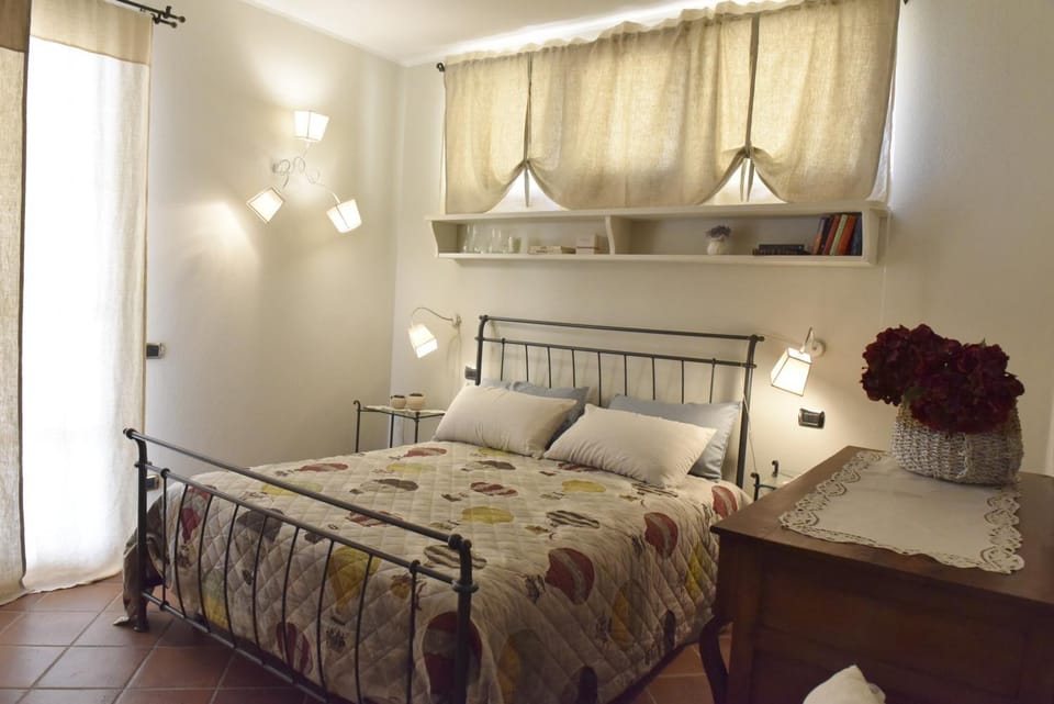 wine apartment le sedici Apartment in Tuscany