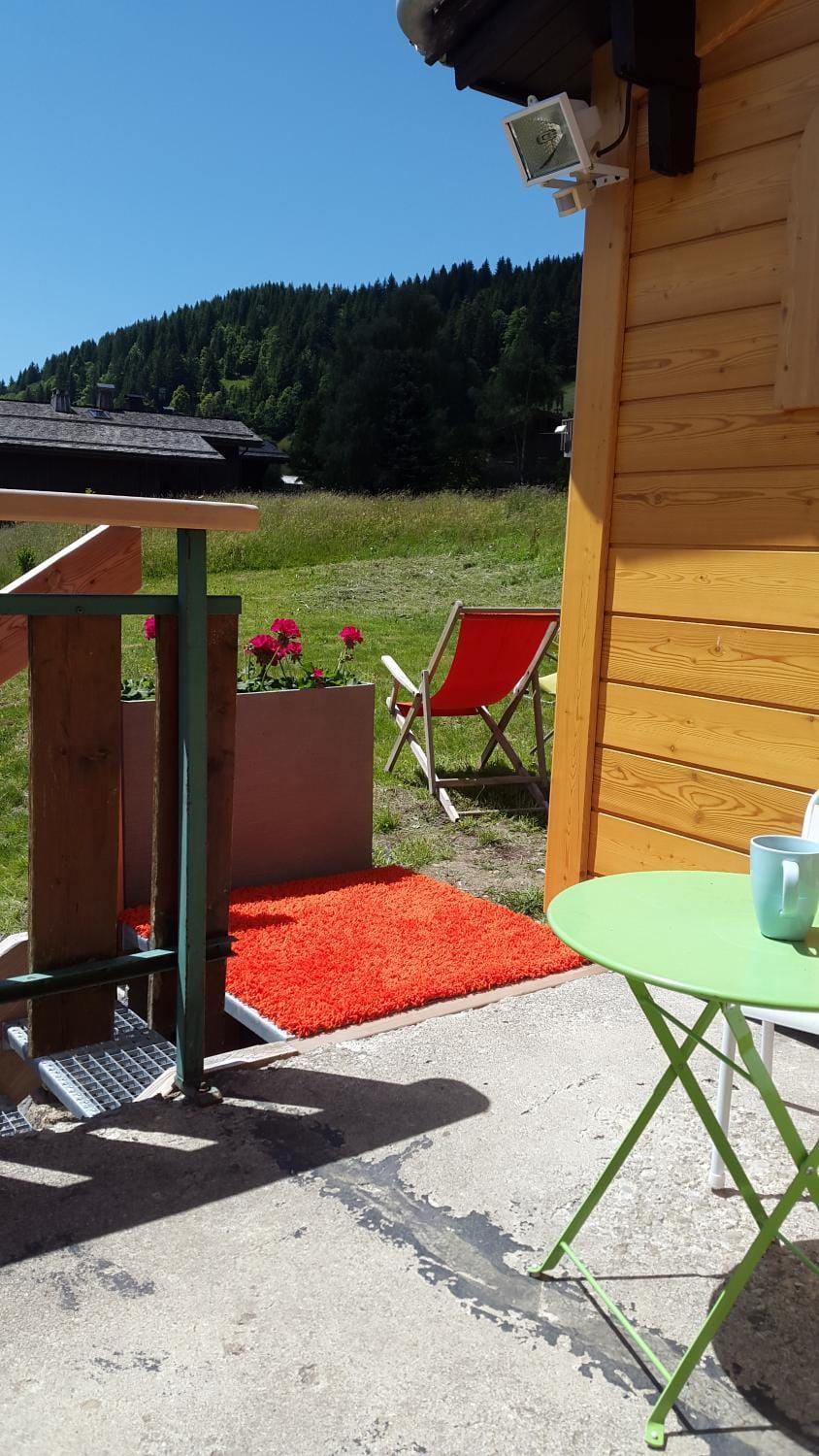 Garden, Mountain view, sunbed