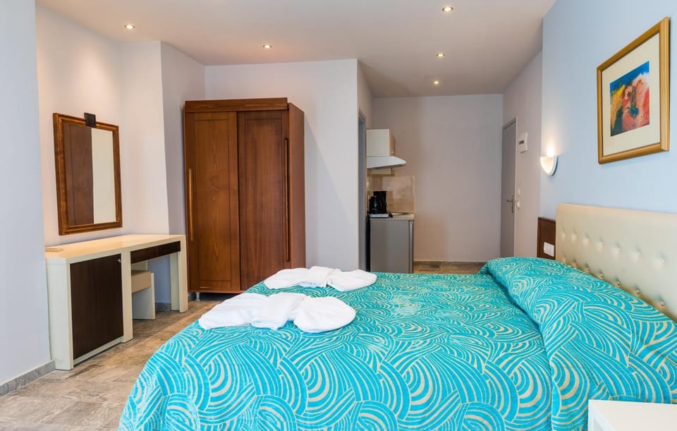 Bed, wardrobe