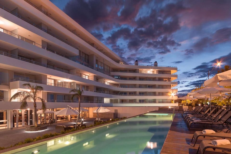 Property building, Swimming pool, Swimming pool