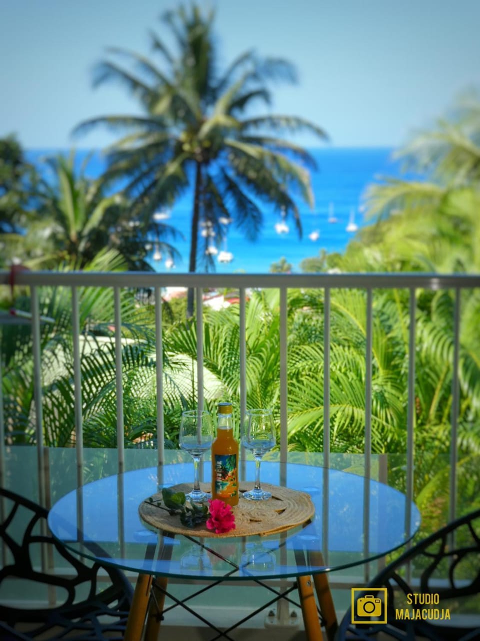 Natural landscape, View (from property/room), Balcony/Terrace, Sea view, Drinks