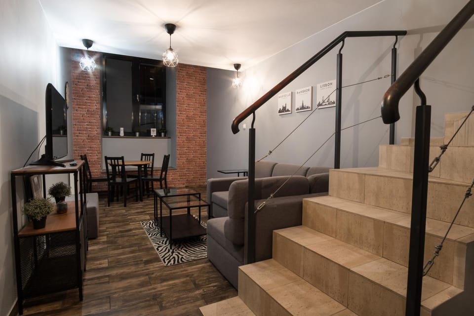 Dream Aparts - Lofty Scheiblera Apartment in Masovian Voivodeship