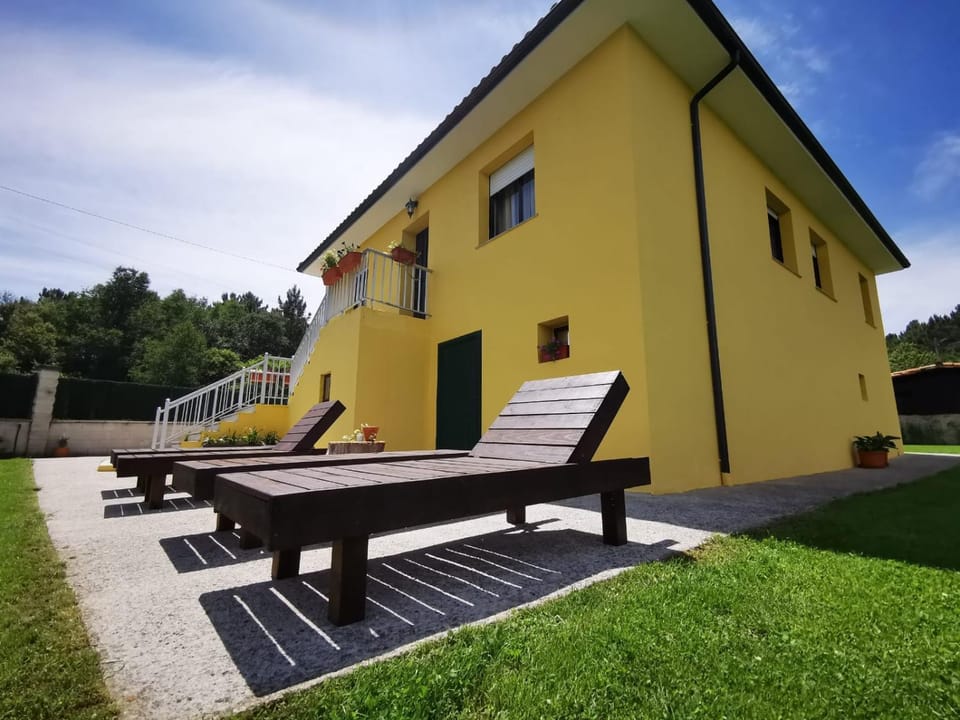 A Maquia Do Pousavedra House in Galicia