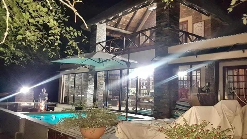 Loerie Escape - Marloth Park House in South Africa