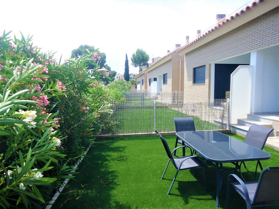 Patio, Garden, Garden view