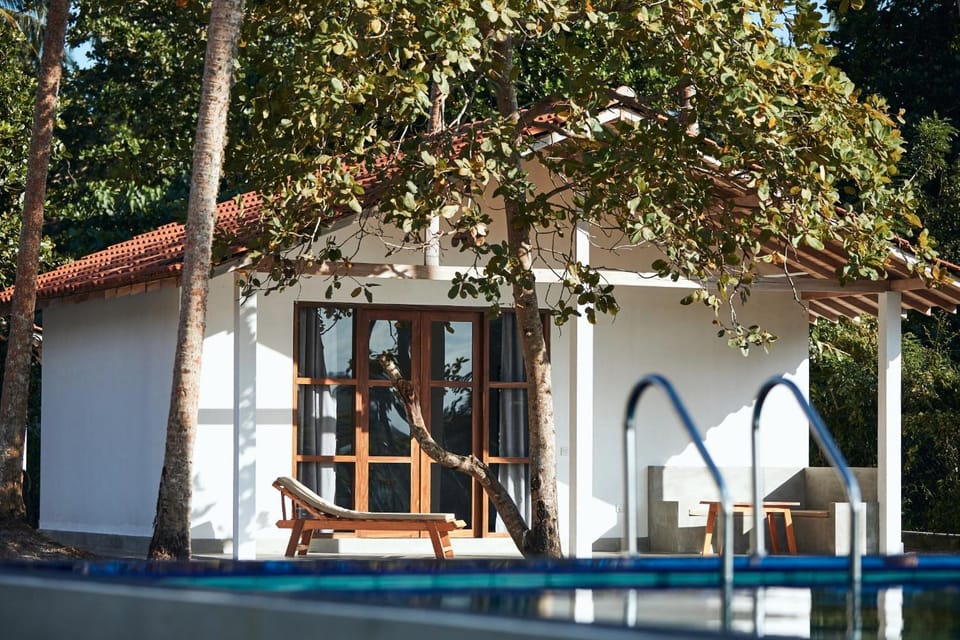 Patio, Facade/entrance, Balcony/Terrace, Pool view, Swimming pool