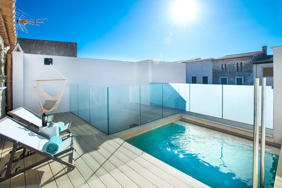 Balcony/Terrace, Swimming pool, Swimming pool