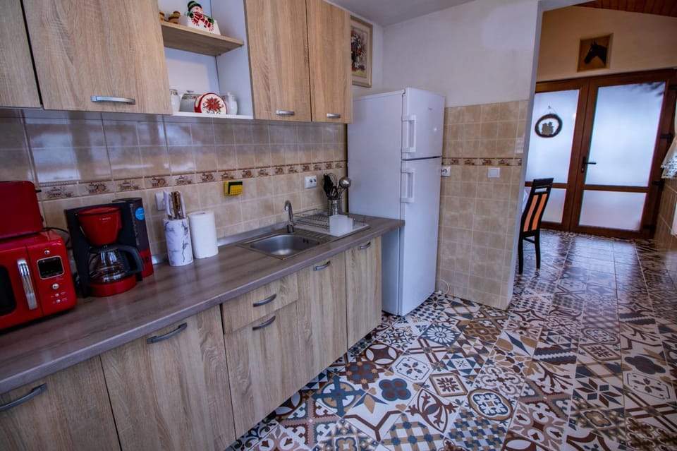 Cabana Popasul Calaretului House in Brașov County