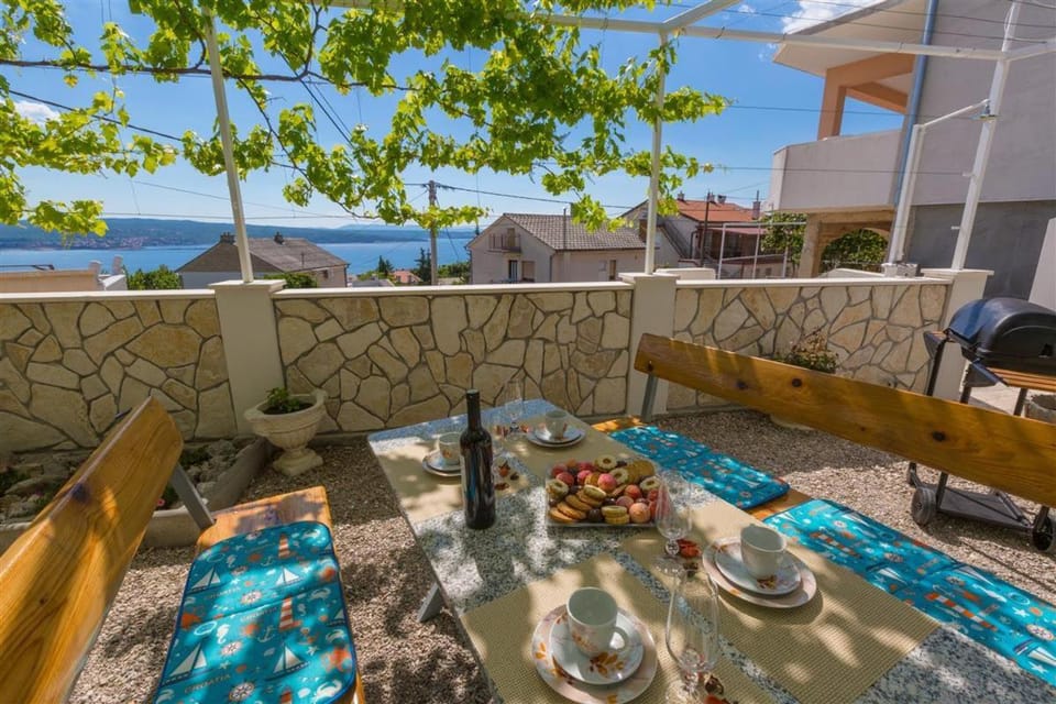 LOVRO House in Crikvenica