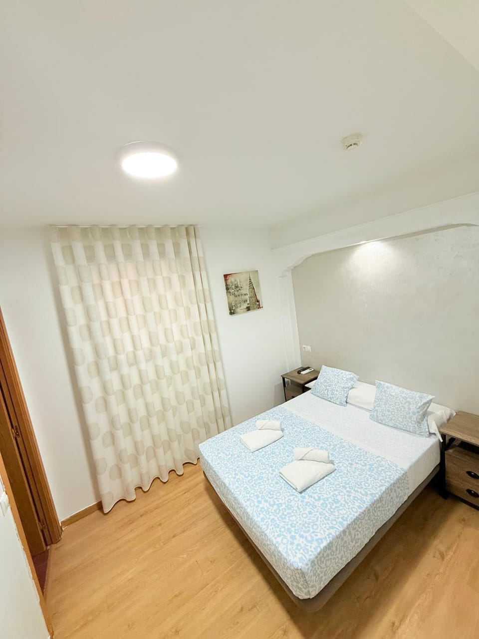 Hostal Quinta Santillan Bed and Breakfast in Madrid