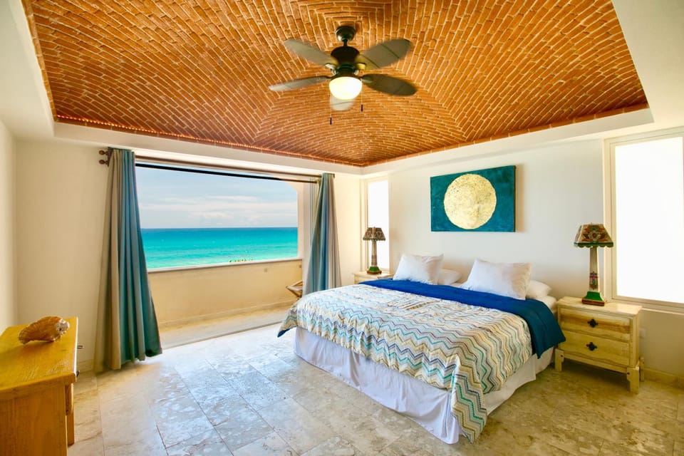 Bedroom, Sea view
