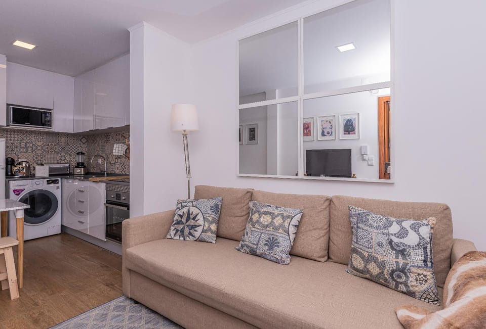 Feira Da Ladra Comfy Premium Apartment in Lisbon