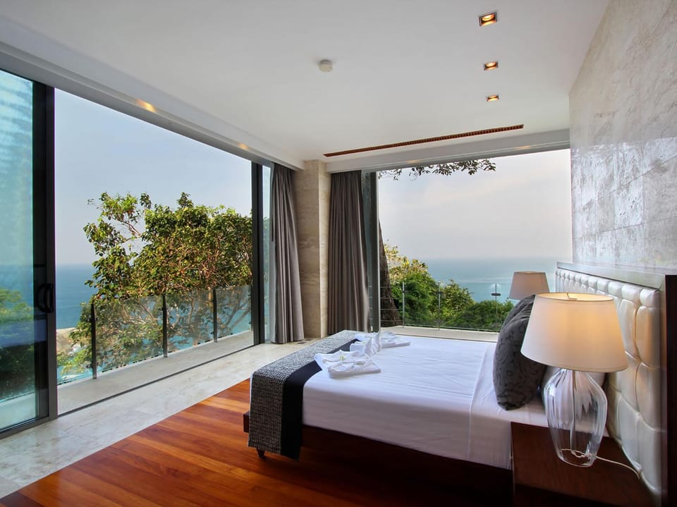 Bed, Balcony/Terrace, Bedroom