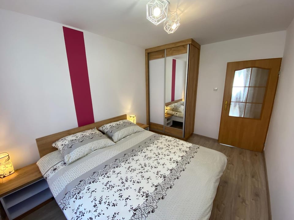 APARTAMENT MARTYNKA Apartment in Lower Silesian Voivodeship