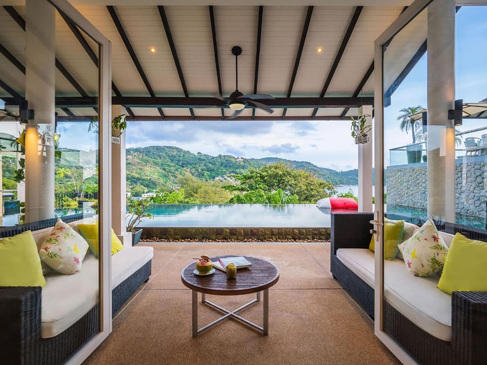 Day, Natural landscape, View (from property/room), Balcony/Terrace, Living room, Seating area, Mountain view, Pool view, Swimming pool