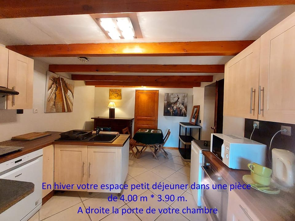 La Grange de La Coste Bed and Breakfast in Provence