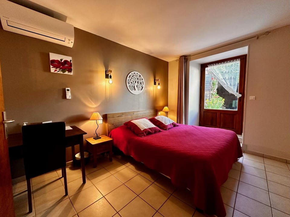 Chambres d'hôtes les Clapas Bed and Breakfast in Balazuc