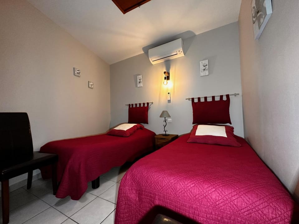 Chambres d'hôtes les Clapas Bed and Breakfast in Balazuc