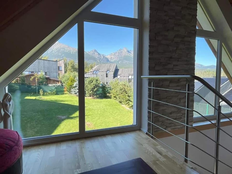 VILA LESNA House with a garden 2 minutes from the center of the Tatras House in Slovakia