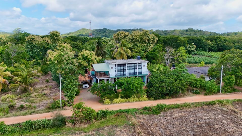 Ridge Boundary View Vacation rental in Dambulla