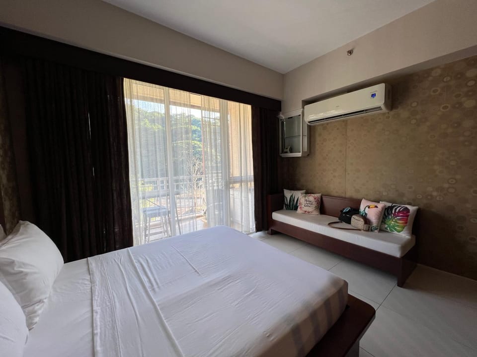Bonel condo at Pico de Loro Apartment in Nasugbu