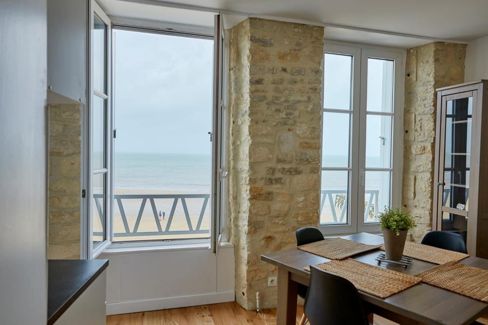 Appartement front mer proche omaha & utah beach - 2 Apartment in Normandy