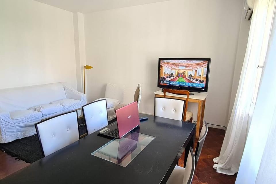 Communal lounge/ TV room, Photo of the whole room, Seating area