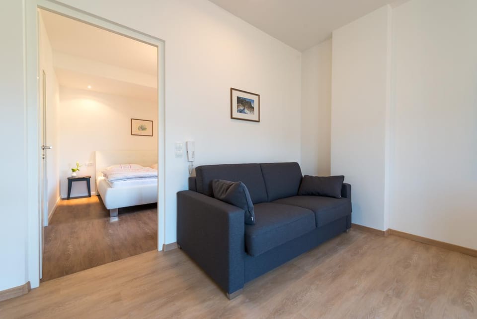 Bed, Decorative detail