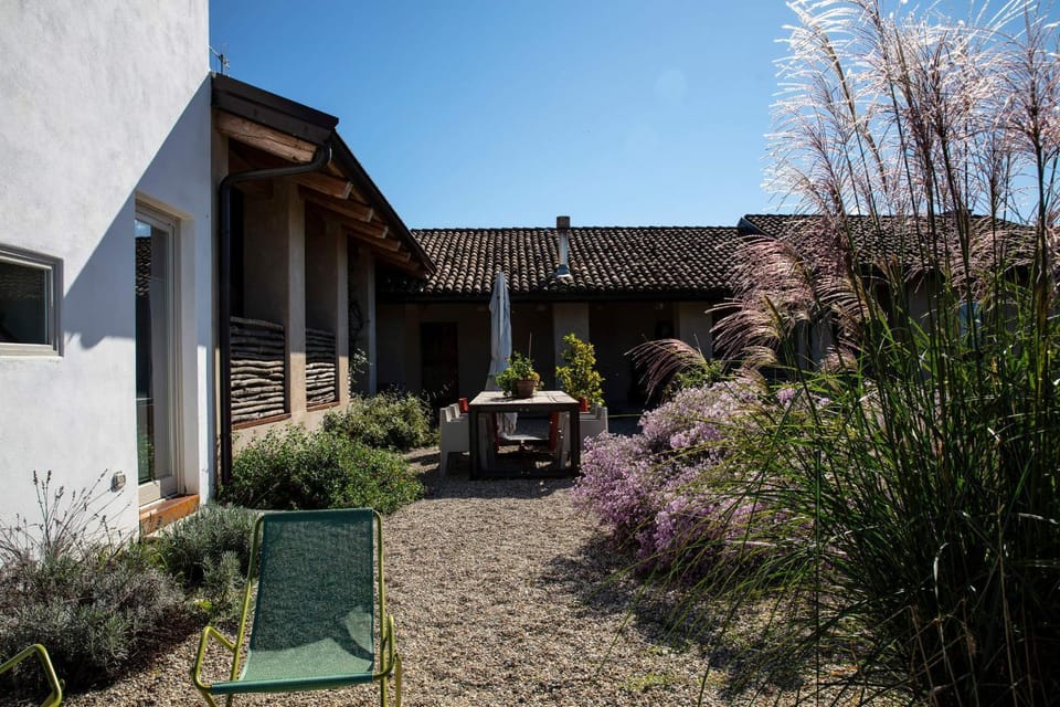 ROSTAGNI 1834 apt with pool in the Barolo region Apartment in Liguria