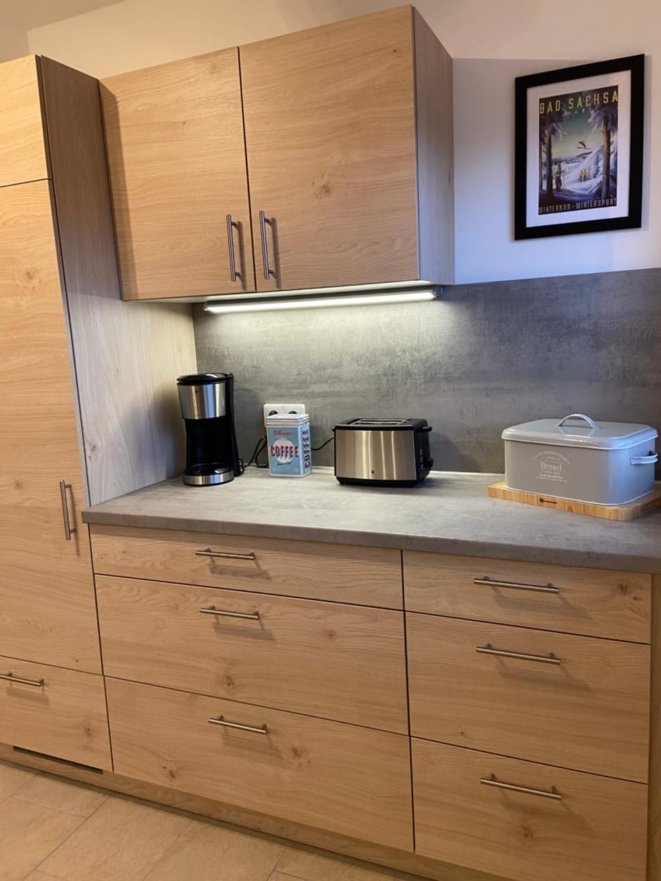 Kitchen or kitchenette