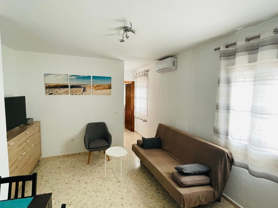 TV and multimedia, Living room, Seating area, internet, soundproof, air conditioner