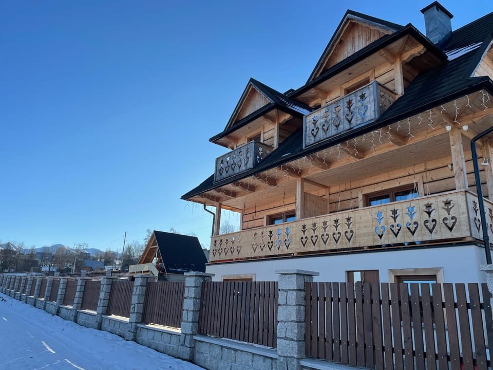 Domek Górski Zakątek z Jacuzzi Chalet in Zakopane