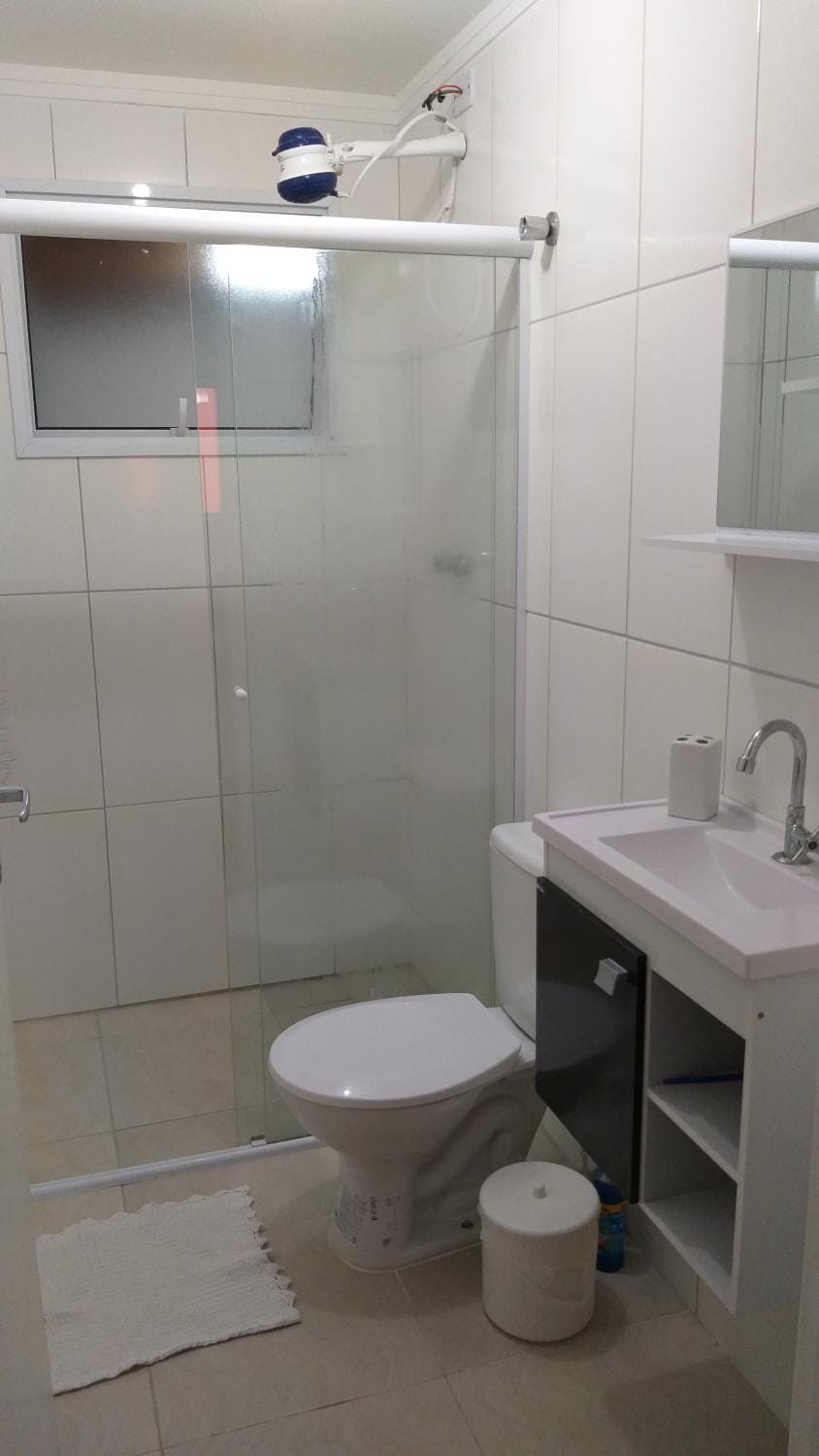 Apto térreo praia Boracéia com 2 WC e wifi gratis! Apartment in Bertioga