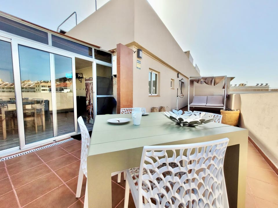 Bed, Balcony/Terrace, Balcony/Terrace, Dining area